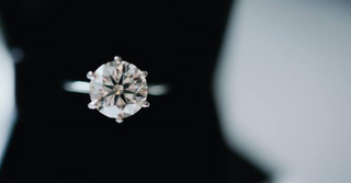 The Ultimate Guide to Solitaire Ring Warranties